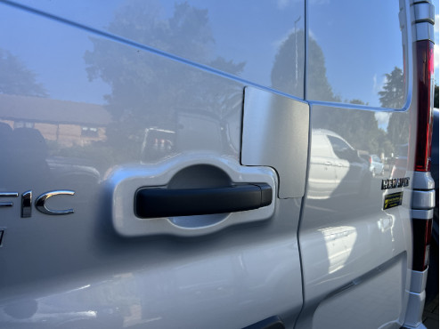 VGP606 External Shield For Renault Trafic 2014- - Twin Rear Barn Doors