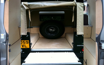 Land Rover Defender 90 Pickup