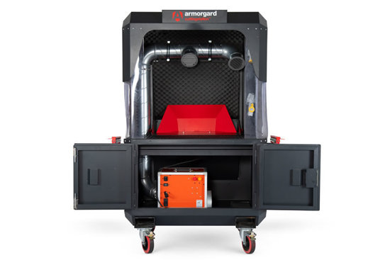 CUTTINGSTATION SS7X MOBILE WORK STATION FOR MATERIAL CUTTING WITH DUST EXTRACTION - BY ARMORGARD