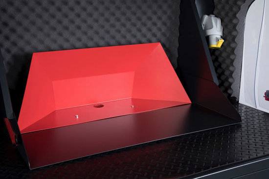 CUTTINGSTATION SS7X MOBILE WORK STATION FOR MATERIAL CUTTING WITH DUST EXTRACTION - BY ARMORGARD