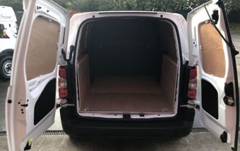 Citroen Berlingo 2018 on (M) Short Wheel Base - Full Kit